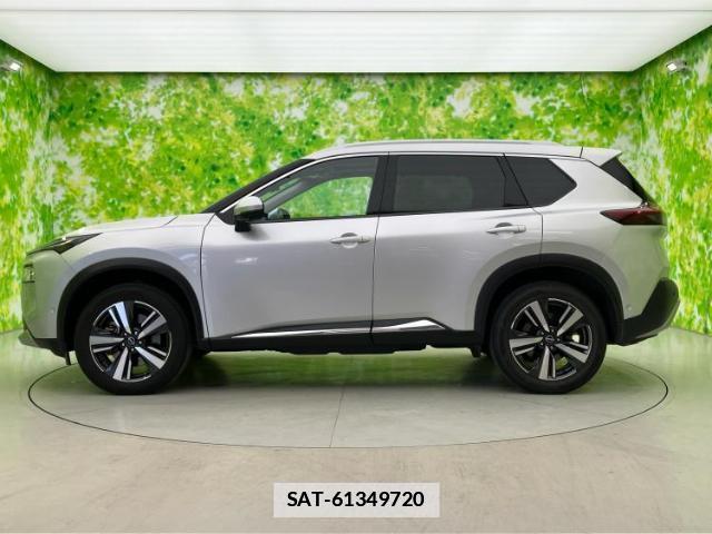 Nissan X-TRAIL 2022-08 7821642-1