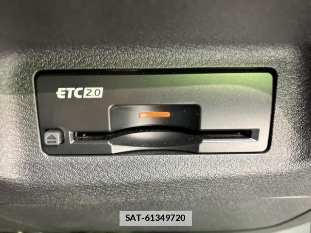 Nissan X-TRAIL 2022-08 7821642-17