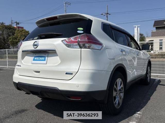 Nissan X-TRAIL 2017-03 7821813-2