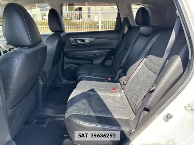 Nissan X-TRAIL 2017-03 7821813-7