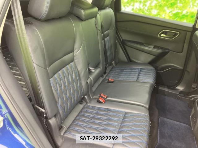 Nissan X-TRAIL 2022-10 7821859-4
