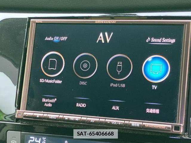 Nissan X-TRAIL 2018-02 7822134-10