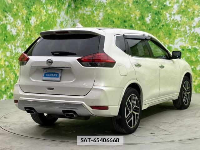 Nissan X-TRAIL 2018-02 7822134-2