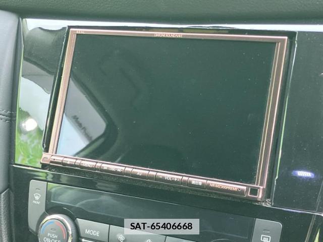 Nissan X-TRAIL 2018-02 7822134-8