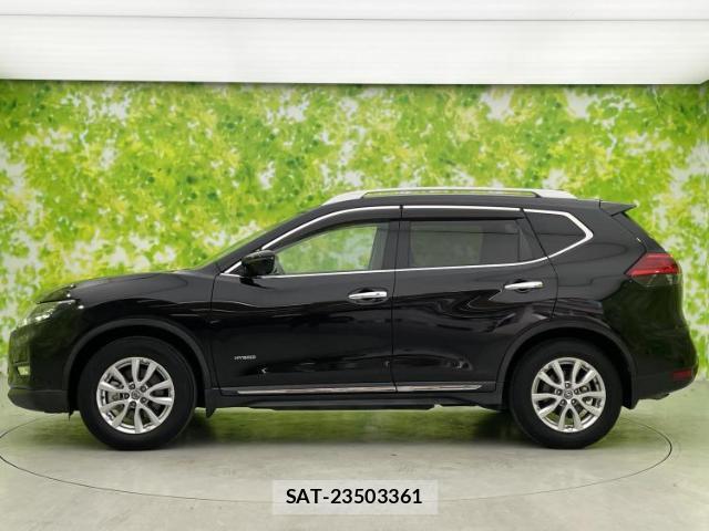 Nissan X-TRAIL 2018-11 7822496-1