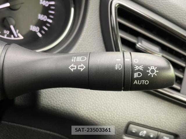 Nissan X-TRAIL 2018-11 7822496-15