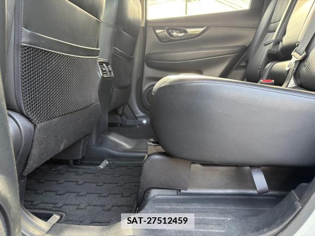 Nissan X-TRAIL 2018-03 7822716-18