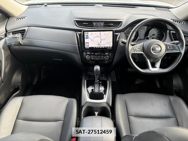 Nissan X-TRAIL 2018-03 7822716-6