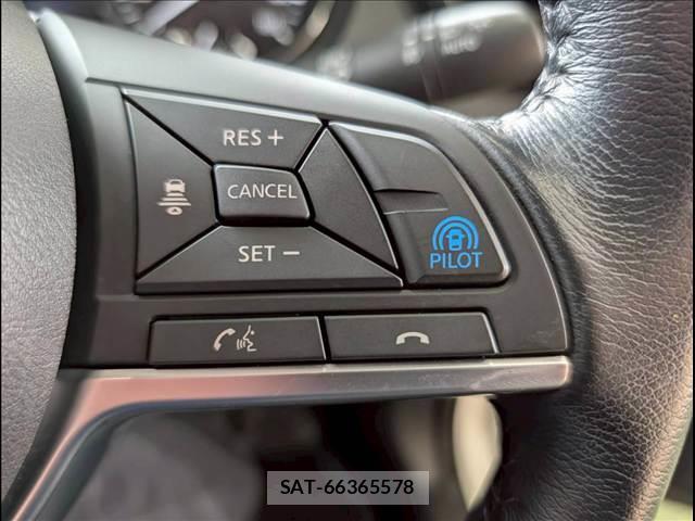 Nissan X-TRAIL 2017-07 7822781-5