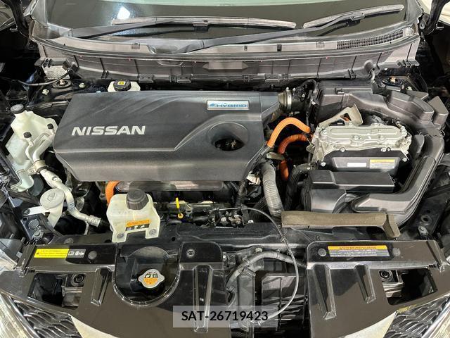 Nissan X-TRAIL 2015-07 7823248-18