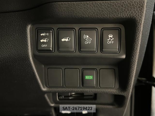Nissan X-TRAIL 2015-07 7823248-9