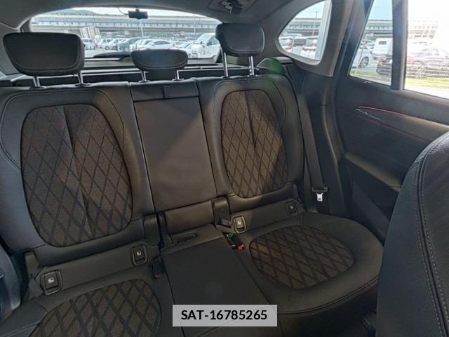 Bmw X1 2021-03 7815069-4