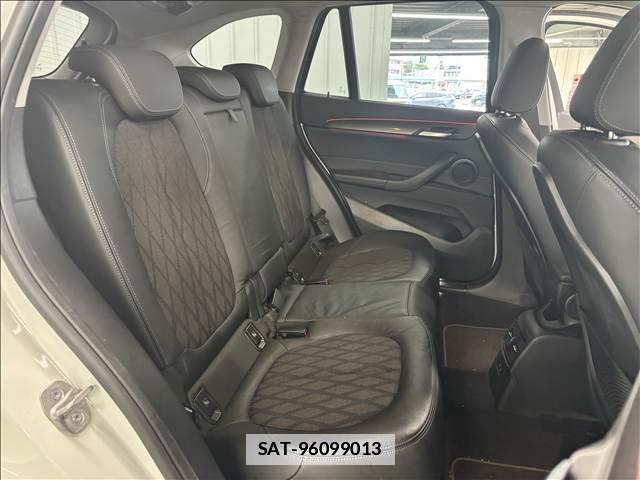 Bmw X1 2021-07 7823242-7