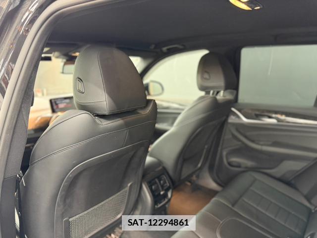 Bmw X3 2019-06 7816892-16