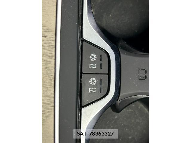 Bmw X7 2021-06 7812092-17
