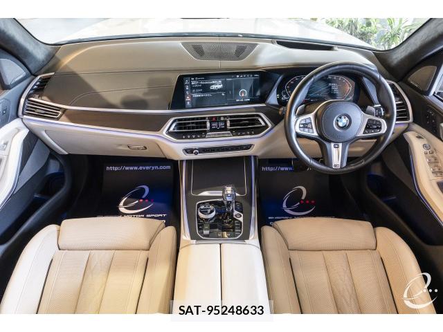 Bmw X7 2021-04 7814773-11