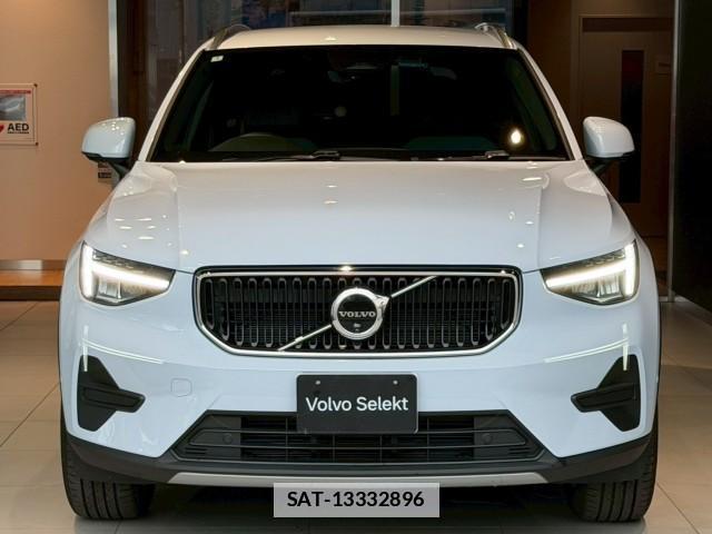 Volvo XC40 2025-03 7812252-4