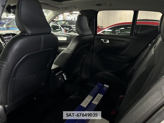 Volvo XC40 2020-06 7813394-3