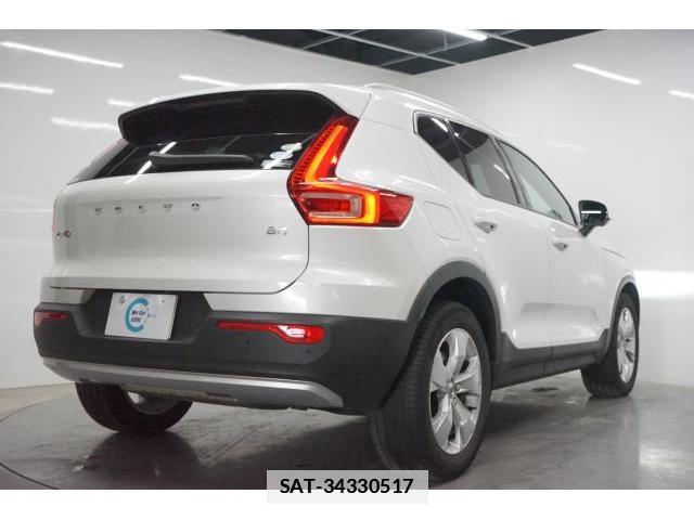 Volvo XC40 2021-03 7813699-1