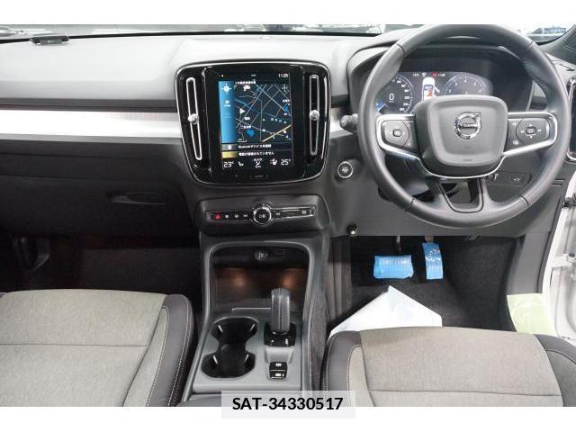 Volvo XC40 2021-03 7813699-2