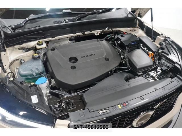 Volvo XC40 2026-03 7813703-17