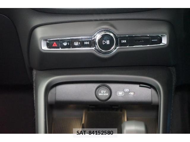 Volvo XC40 2026-03 7813704-6