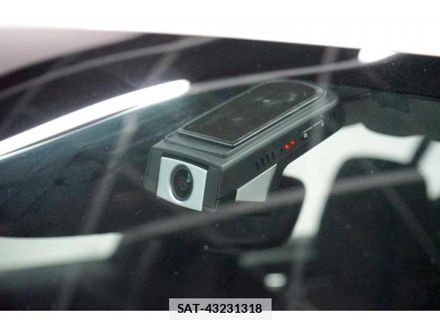 Volvo XC40 2021-12 7813706-11