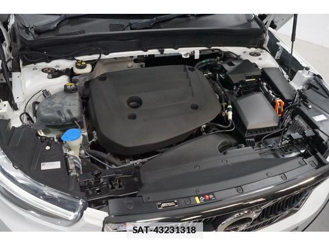 Volvo XC40 2021-12 7813706-17