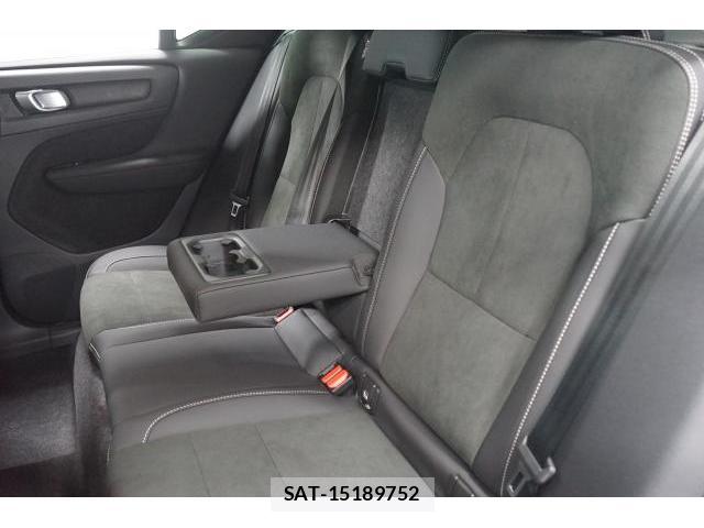Volvo XC40 2026-03 7813707-13