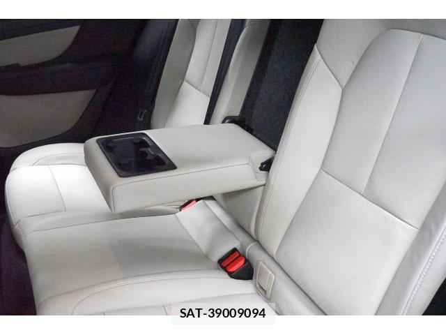 Volvo XC40 2026-03 7813708-14