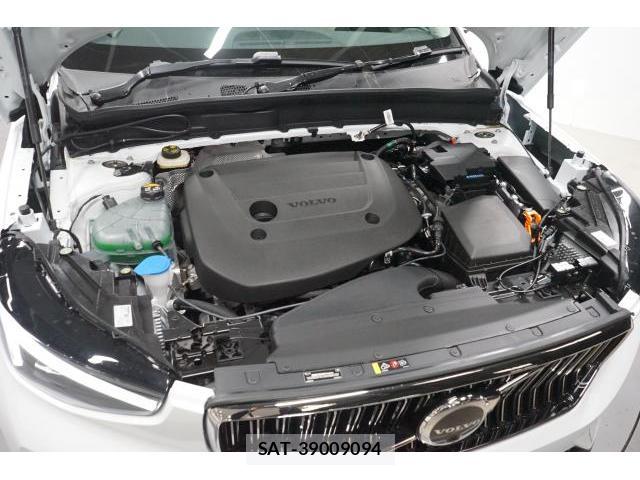 Volvo XC40 2026-03 7813708-17