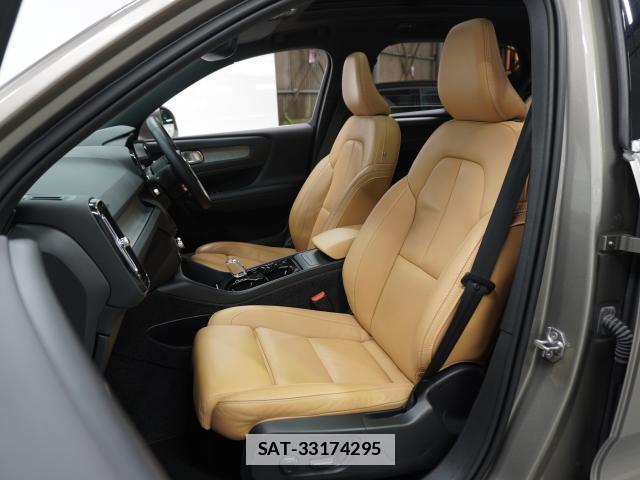 Volvo XC40 2021-09 7813712-11