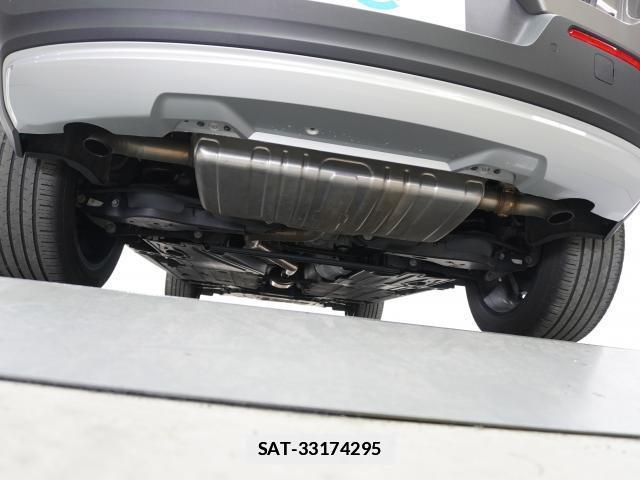 Volvo XC40 2021-09 7813712-16
