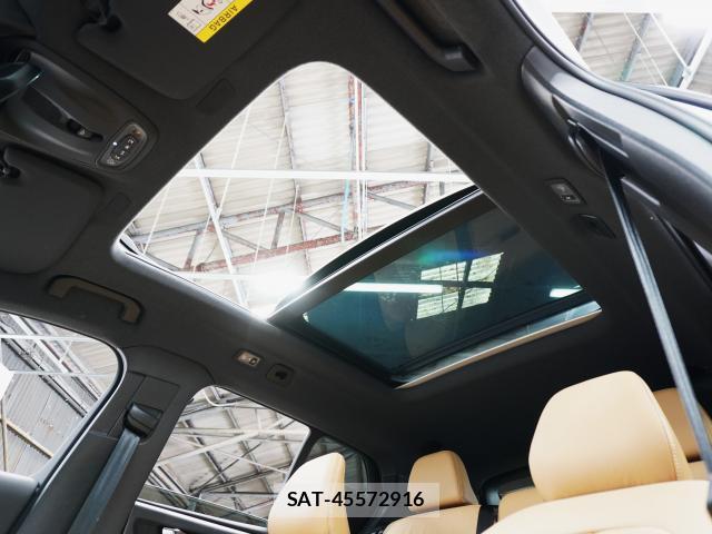 Volvo XC40 2022-02 7813713-16