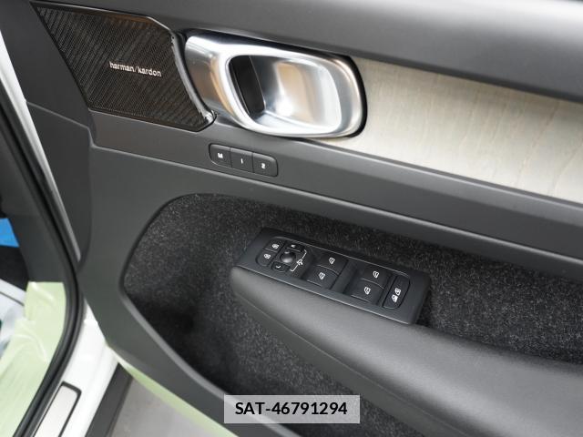 Volvo XC40 2019-08 7813714-12
