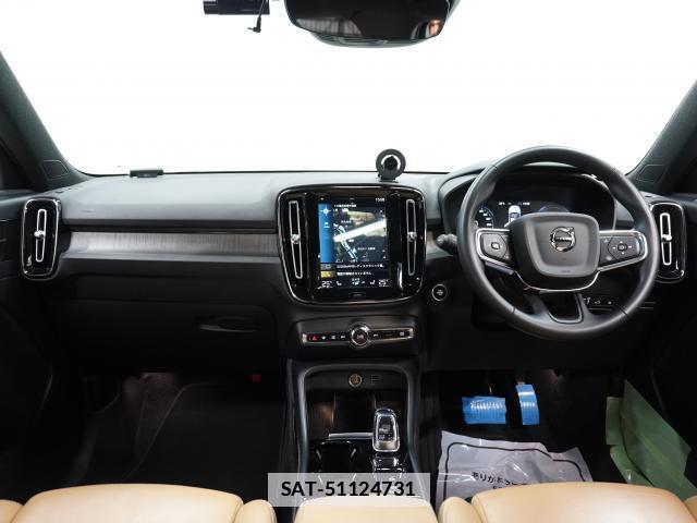 Volvo XC40 2021-12 7813716-2