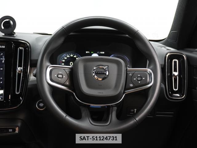 Volvo XC40 2021-12 7813716-3