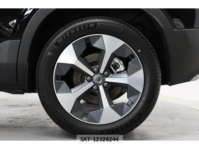 Volvo XC40 2026-03 7813717-19