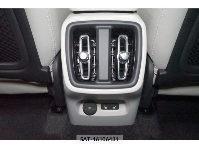 Volvo XC40 2026-03 7813719-13