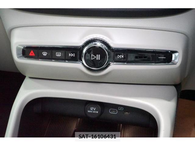 Volvo XC40 2026-03 7813719-6