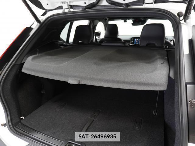 Volvo XC40 2021-05 7813734-15