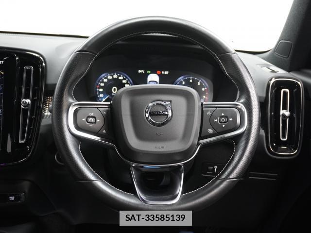 Volvo XC40 2021-03 7813739-3