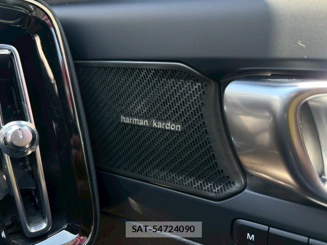 Volvo XC40 2022-11 7813875-2