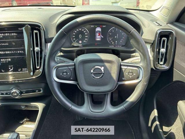Volvo XC40 2021-05 7814951-2