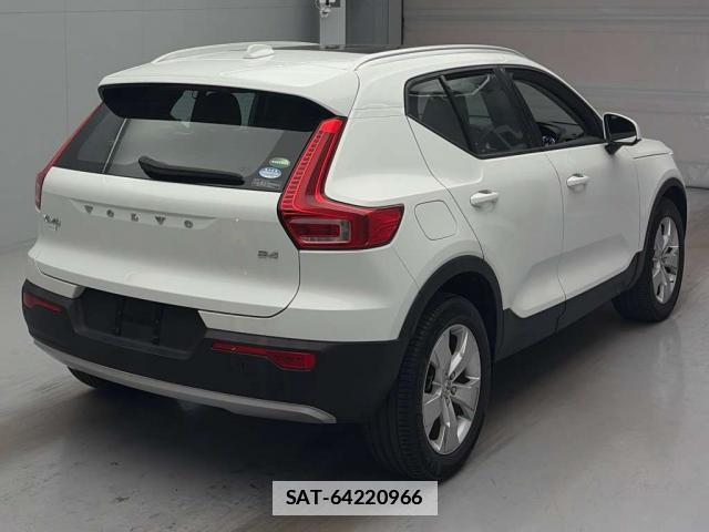 Volvo XC40 2021-05 7814951-6