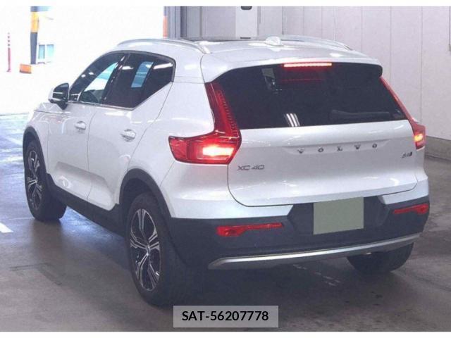 Volvo XC40 2022-01 7816424-4