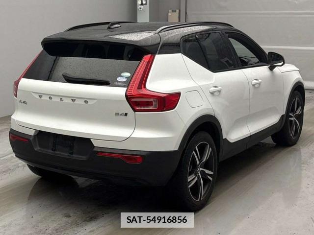 Volvo XC40 2021-05 7816606-11