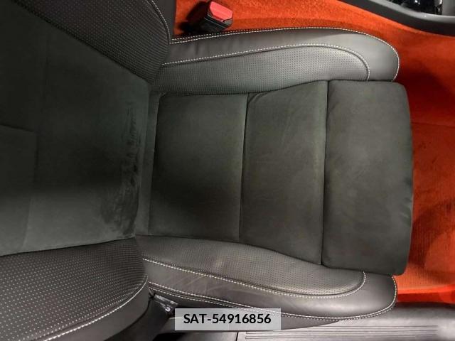 Volvo XC40 2021-05 7816606-12