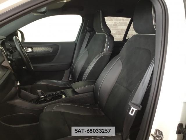 Volvo XC40 2021-04 7817803-11