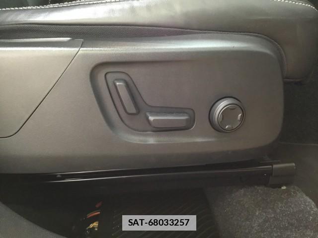 Volvo XC40 2021-04 7817803-17